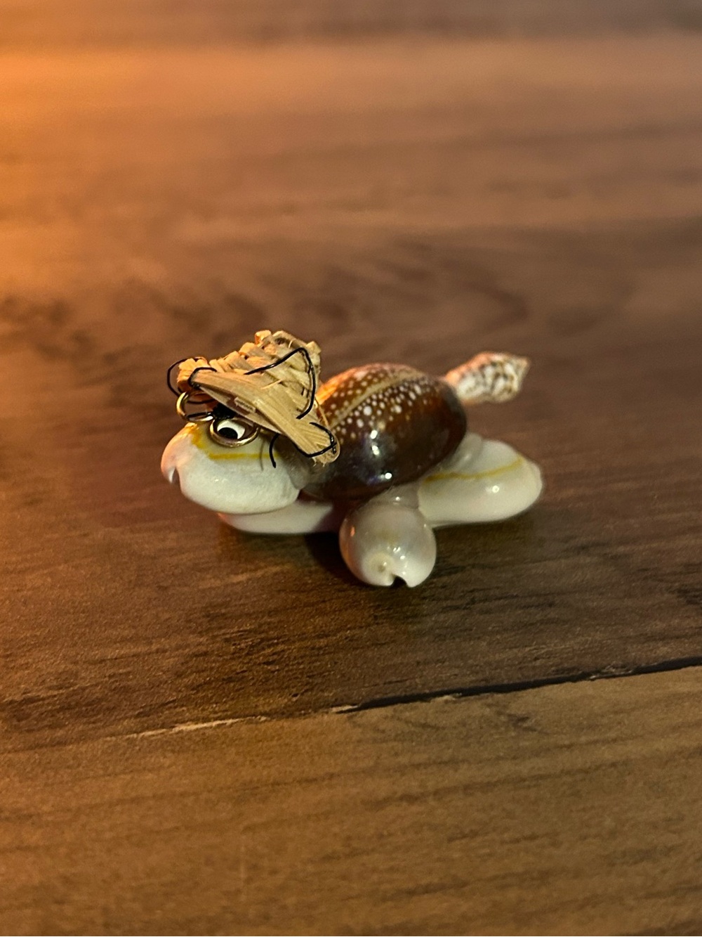 Handcrafted Shell Turtle Figurine with Straw Hat - Brown & Cream